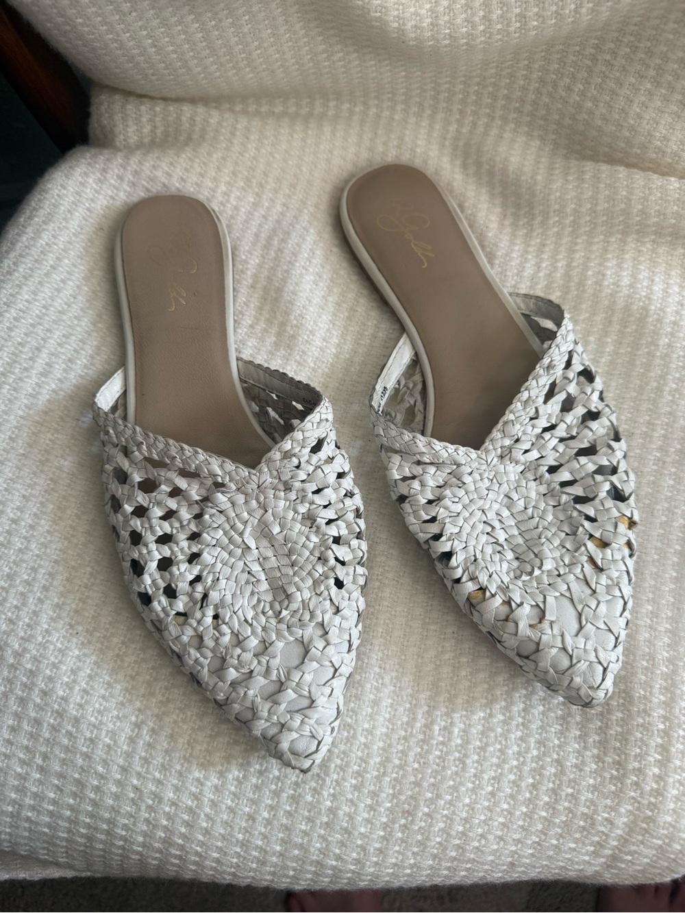 42 GOLD white Leather Charmed Woven Mules size 10